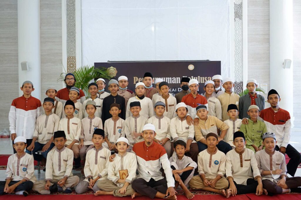 group photo kelulusan